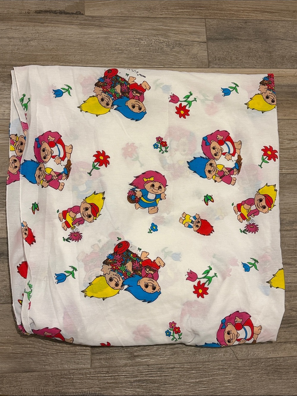 Vintage Trolls Print White Cotton Mattress Cover Bedding Sheet Cheerful Multi